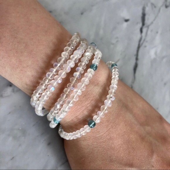 New Genuine Natural Blue Fire Rainbow Moonstone Apatite Gold Filled Bracelet